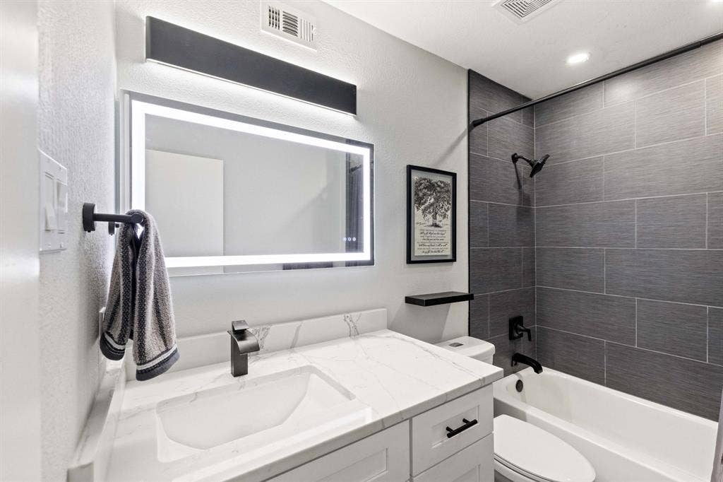 6409 Ridgemont Drive, Dallas, TX 75214 6409 Ridgemont Drive, Dallas, TX 75214