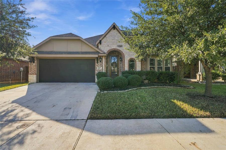 Property photo for 4117 Mountain Meadow Road, Fort Worth, TX