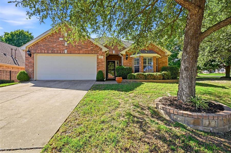 Property photo for 819 Mustang Drive, Fairview, TX