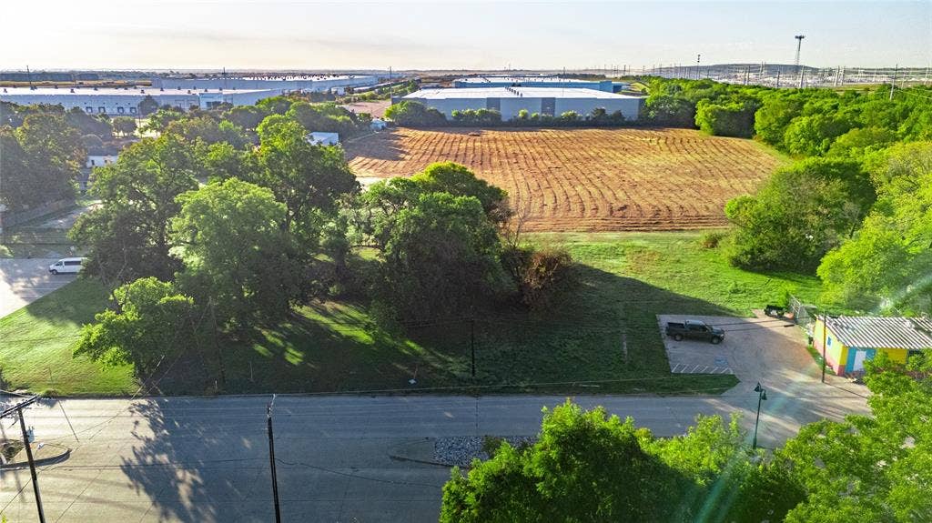 120 E Belt Line Road, #120, Wilmer, TX 75172 Median break from divided Belt Line to property. Back sand 10 acres is also listed for sale.