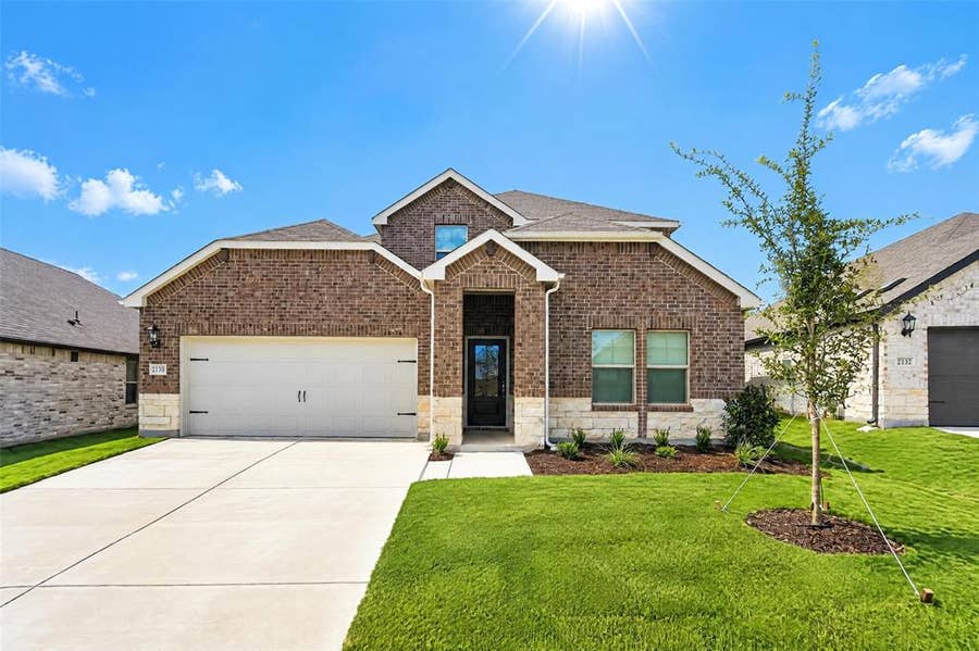 Property photo for 2130 Longchamp Drive, Seagoville, TX