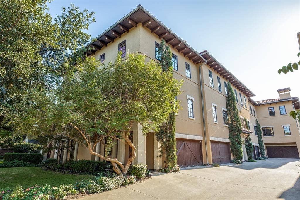 4323 Gilbert Avenue, #2, Dallas, TX 75219 4323 Gilbert Avenue, #2, Dallas, TX 75219
