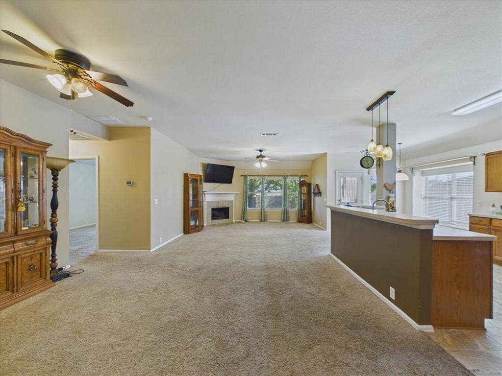 613 Quail Hollow Drive, Midlothian, TX 76065 613 Quail Hollow Drive, Midlothian, TX 76065