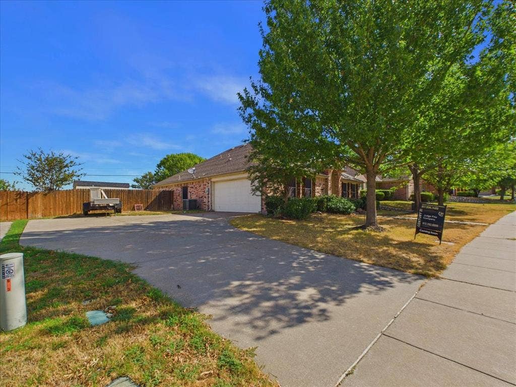 613 Quail Hollow Drive, Midlothian, TX 76065 613 Quail Hollow Drive, Midlothian, TX 76065