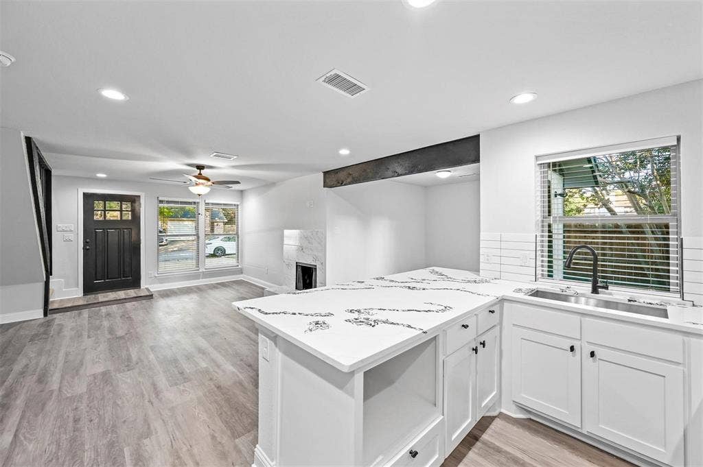 2640 Santa Barbara Drive, Grand Prairie, TX 75052 2640 Santa Barbara Drive, Grand Prairie, TX 75052
