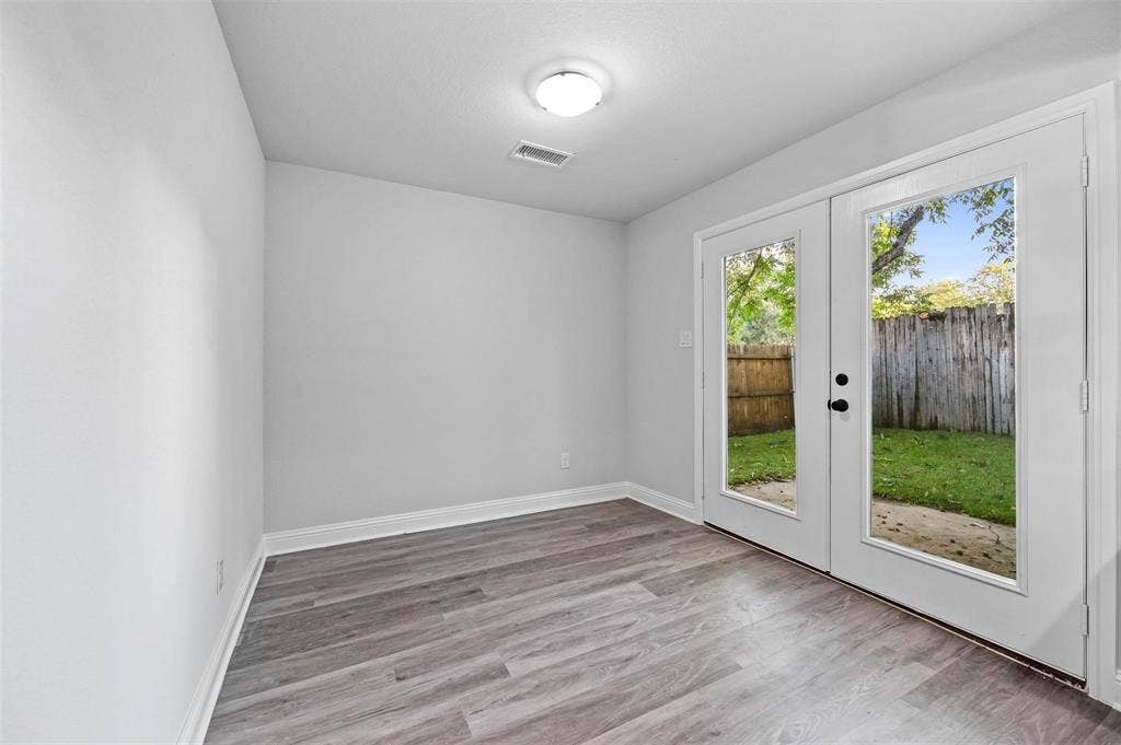 2640 Santa Barbara Drive, Grand Prairie, TX 75052 2640 Santa Barbara Drive, Grand Prairie, TX 75052