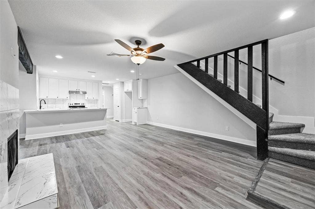 2640 Santa Barbara Drive, Grand Prairie, TX 75052 2640 Santa Barbara Drive, Grand Prairie, TX 75052