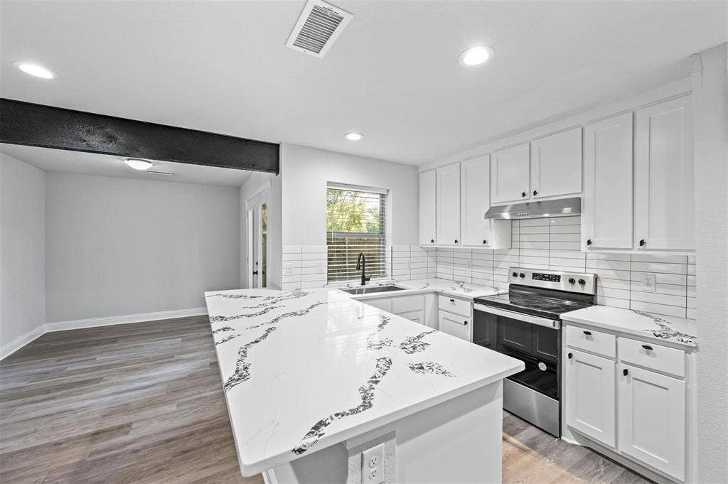 2640 Santa Barbara Drive, Grand Prairie, TX 75052 2640 Santa Barbara Drive, Grand Prairie, TX 75052