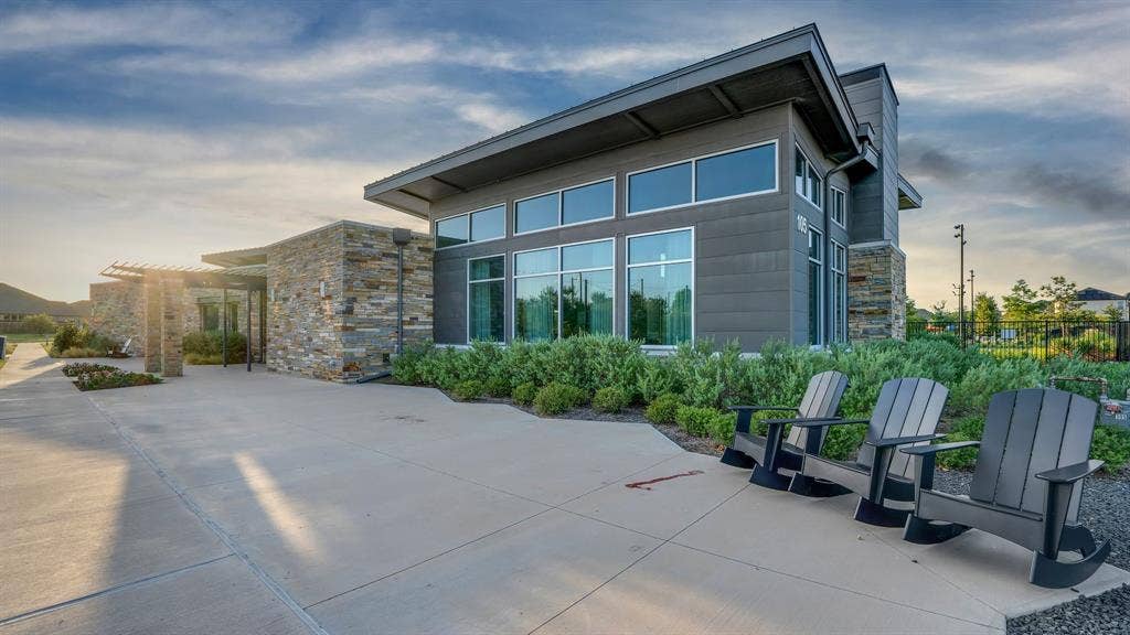 124 Village Creek Drive, McKinney, TX 75071 Amenity Center with fitness center, event hosting with kitchen, pool, playground