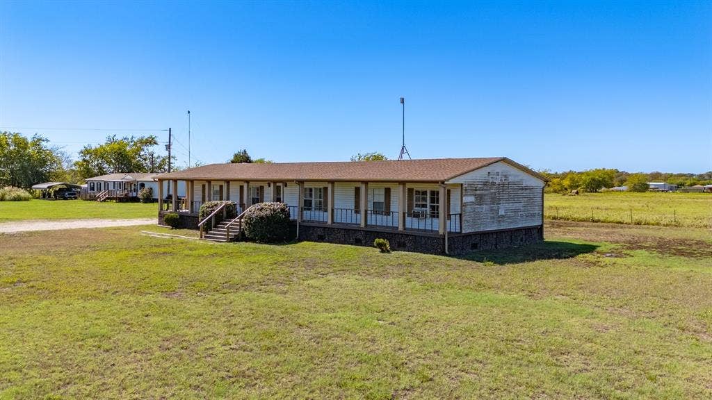 5716 County Road 4516, Commerce, TX 75428 5716 County Road 4516, Commerce, TX 75428