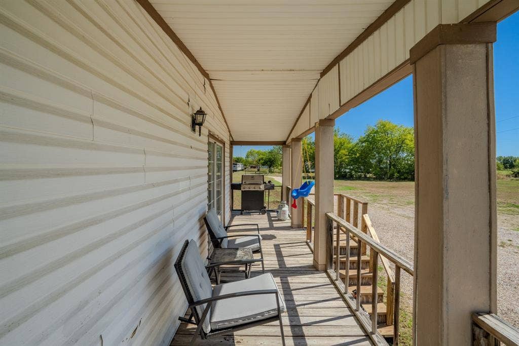 5716 County Road 4516, Commerce, TX 75428 5716 County Road 4516, Commerce, TX 75428