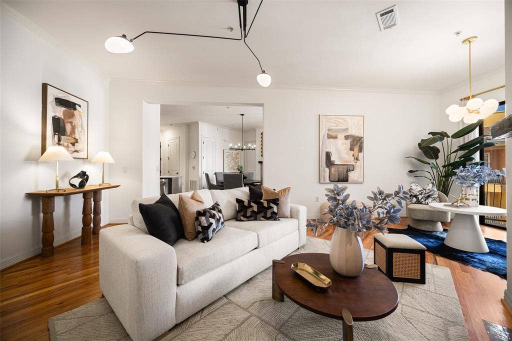8616 Turtle Creek Boulevard, #516, Dallas, TX 75225 8616 Turtle Creek Boulevard, #516, Dallas, TX 75225