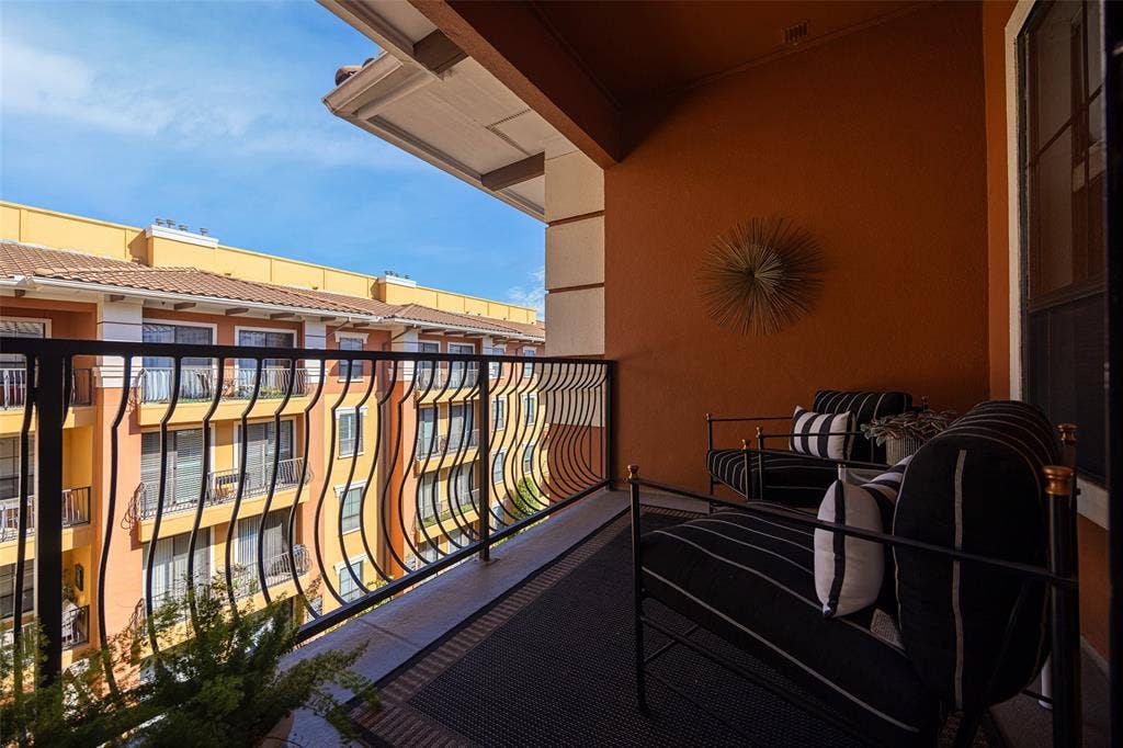 8616 Turtle Creek Boulevard, #516, Dallas, TX 75225 8616 Turtle Creek Boulevard, #516, Dallas, TX 75225