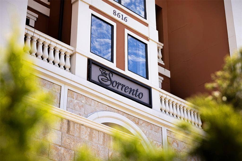 8616 Turtle Creek Boulevard, #516, Dallas, TX 75225 8616 Turtle Creek Boulevard, #516, Dallas, TX 75225