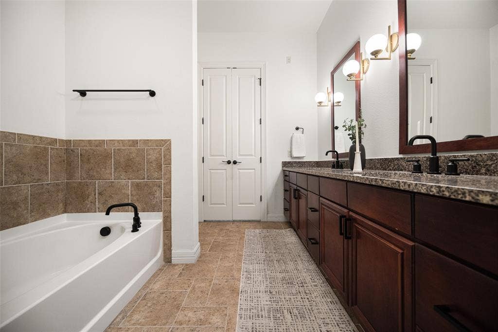 8616 Turtle Creek Boulevard, #516, Dallas, TX 75225 8616 Turtle Creek Boulevard, #516, Dallas, TX 75225