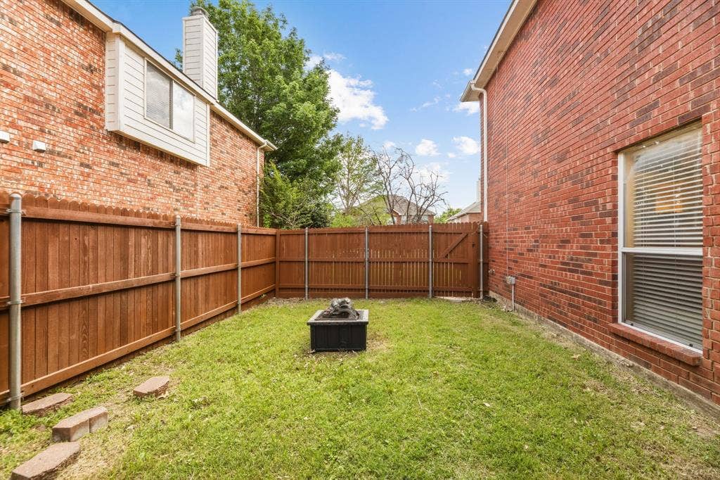 1817 Lake Whitney Lane, Allen, TX 75002 1817 Lake Whitney Lane, Allen, TX 75002