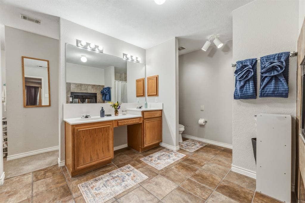 1817 Lake Whitney Lane, Allen, TX 75002 1817 Lake Whitney Lane, Allen, TX 75002