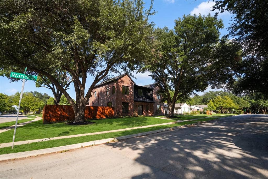 3507 Warick Drive, Dallas, TX 75229 3507 Warick Drive, Dallas, TX 75229