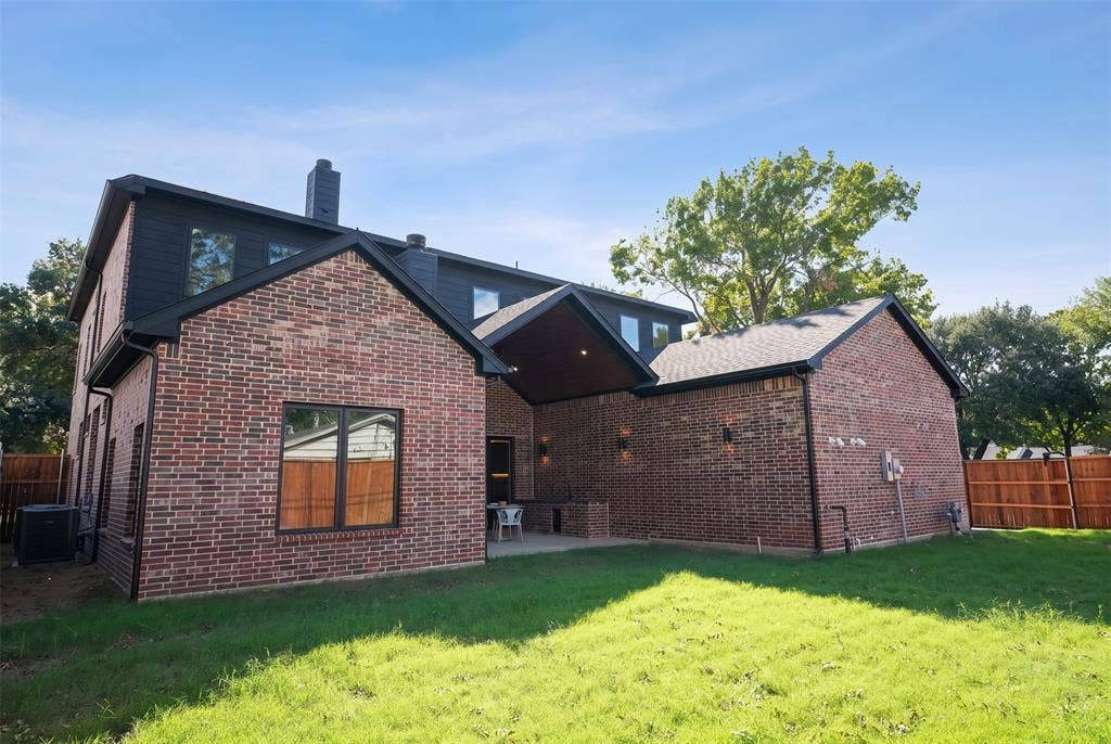 3507 Warick Drive, Dallas, TX 75229 3507 Warick Drive, Dallas, TX 75229