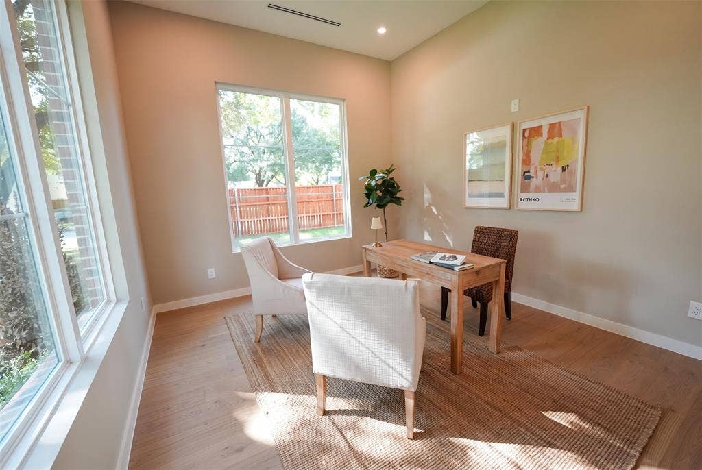 3507 Warick Drive, Dallas, TX 75229 3507 Warick Drive, Dallas, TX 75229