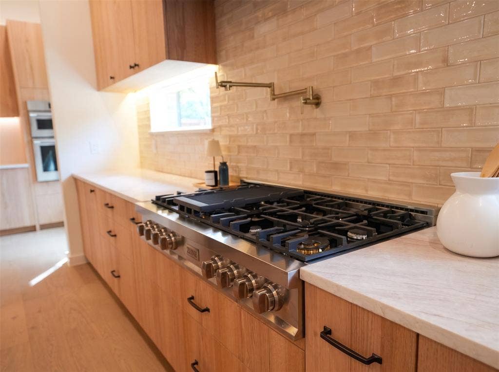 3507 Warick Drive, Dallas, TX 75229 3507 Warick Drive, Dallas, TX 75229