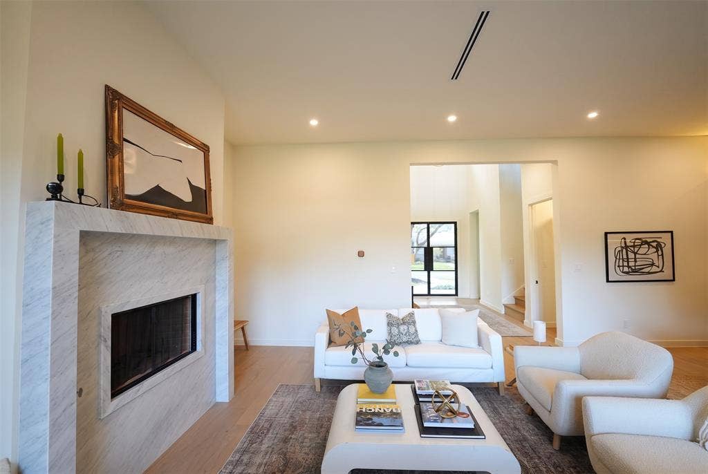 3507 Warick Drive, Dallas, TX 75229 3507 Warick Drive, Dallas, TX 75229
