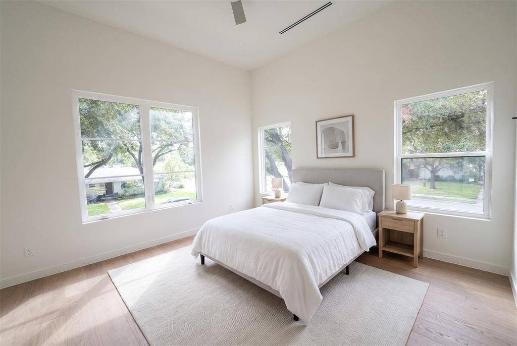 3507 Warick Drive, Dallas, TX 75229 3507 Warick Drive, Dallas, TX 75229