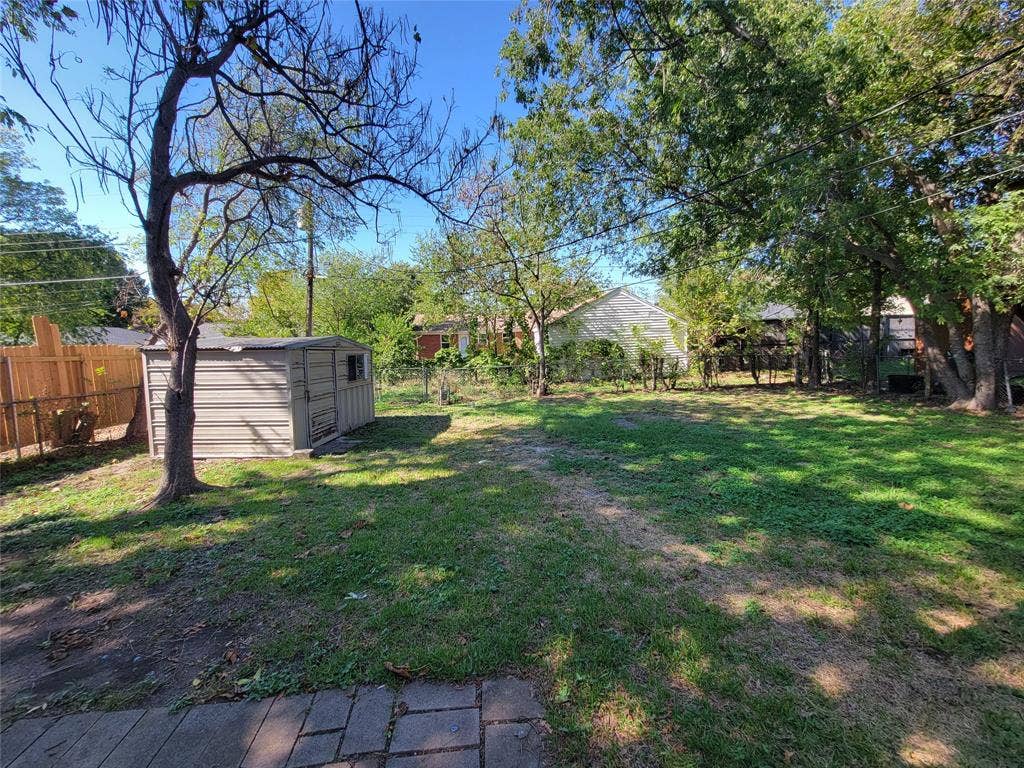 1311 Crestridge Drive, Mesquite, TX 75149