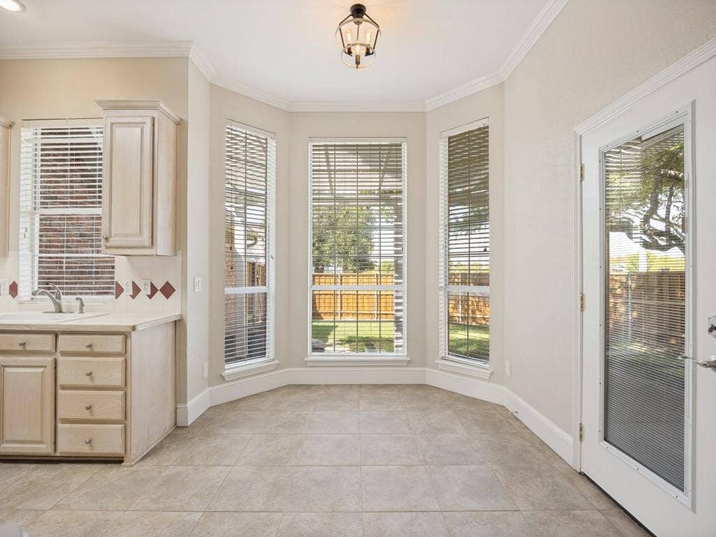 6409 Essex Lane, Plano, TX 75024 6409 Essex Lane, Plano, TX 75024
