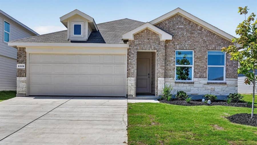 Property photo for 4168 SUNNY BRANCH Lane, Fort Worth, TX