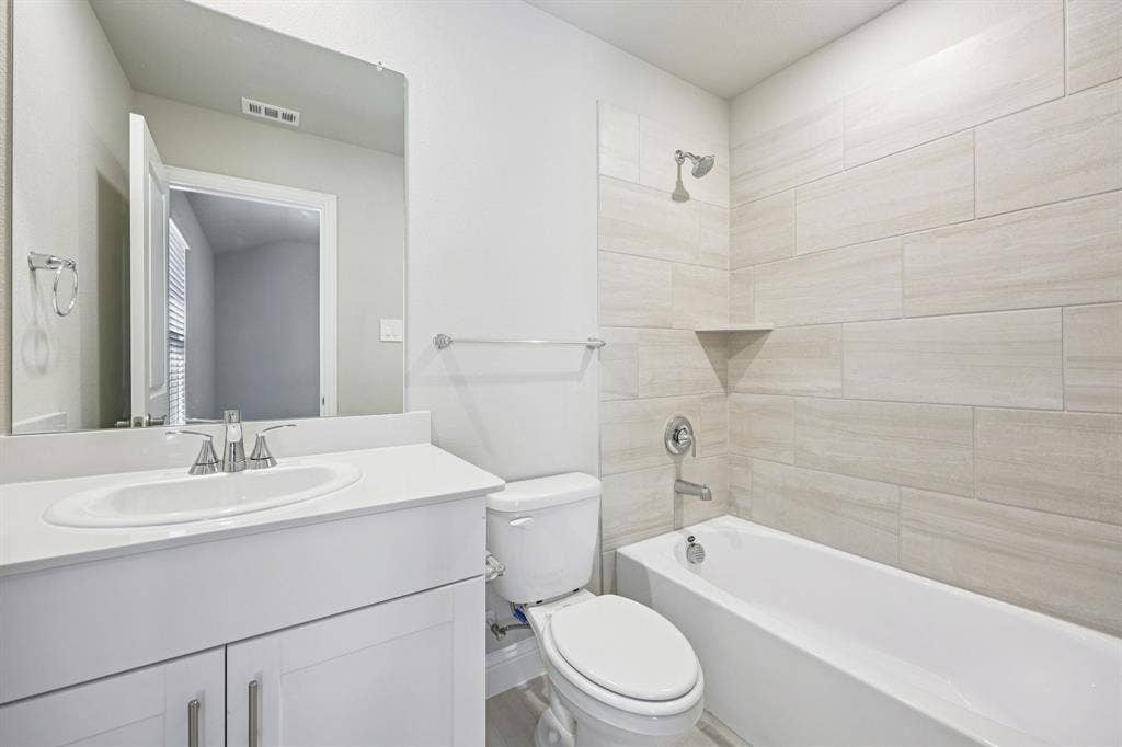 3805 High Valley Drive, Princeton, TX 75071 3805 High Valley Drive, Princeton, TX 75071