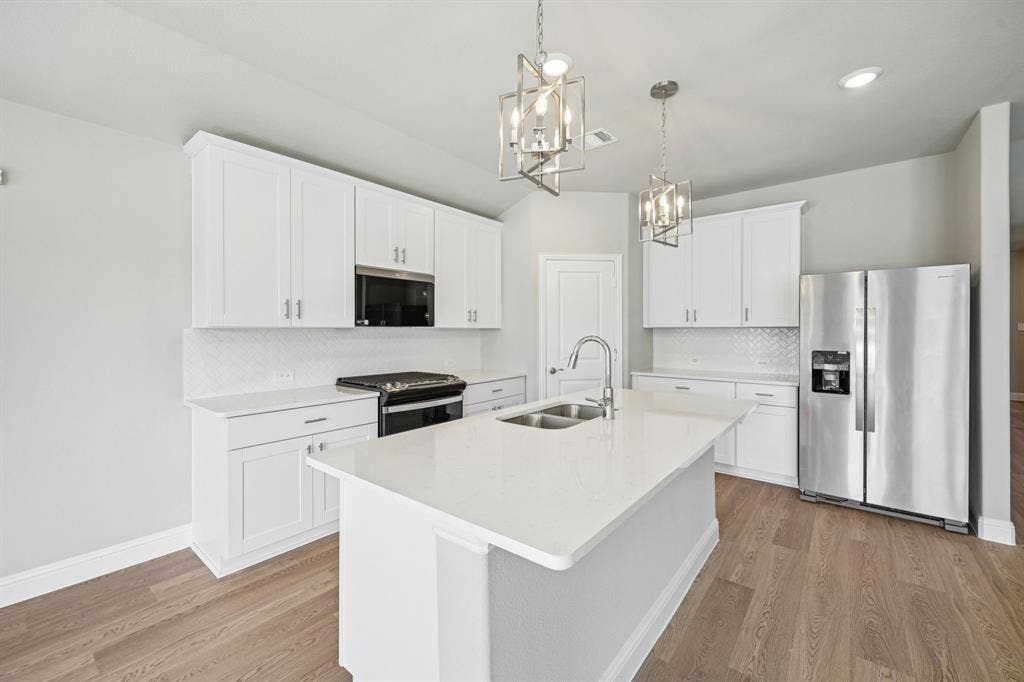 3805 High Valley Drive, Princeton, TX 75071 3805 High Valley Drive, Princeton, TX 75071