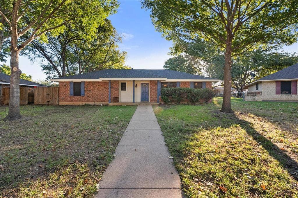 1606 Ridge Court, Midlothian, TX 76065 1606 Ridge Court, Midlothian, TX 76065