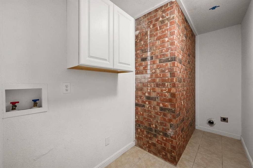 1606 Ridge Court, Midlothian, TX 76065 1606 Ridge Court, Midlothian, TX 76065