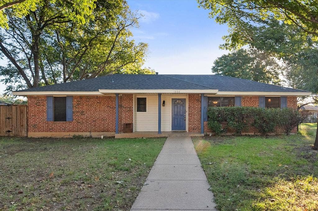 1606 Ridge Court, Midlothian, TX 76065 1606 Ridge Court, Midlothian, TX 76065