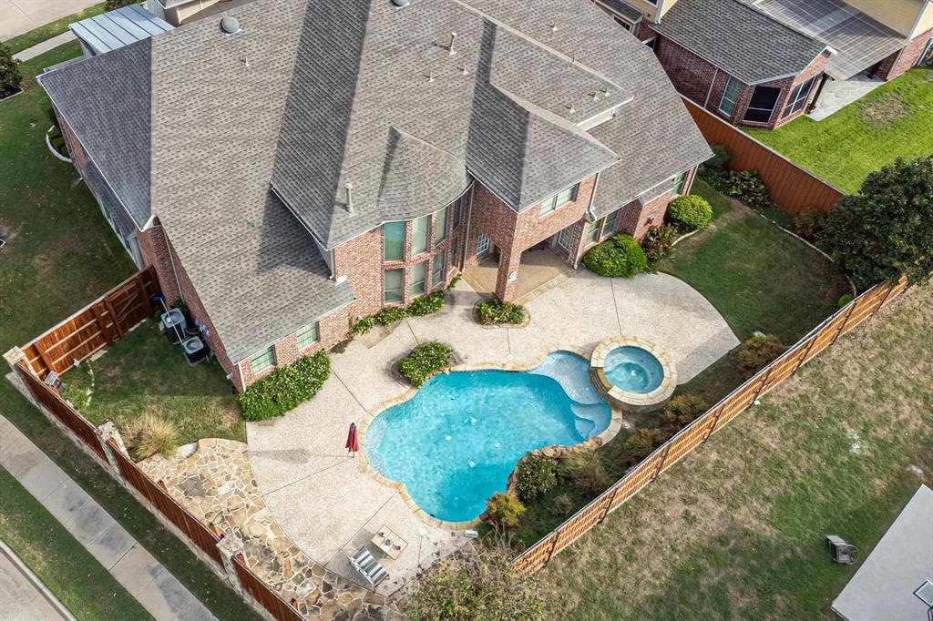524 Carrington Lane, Murphy, TX 75094 524 Carrington Lane, Murphy, TX 75094