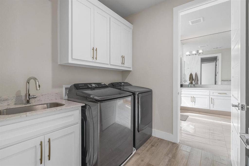 4526 Deere Street, #204, Dallas, TX 75204