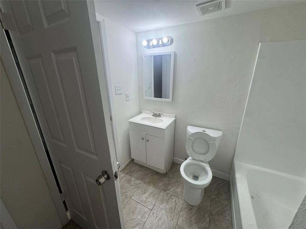 9536 Culberson Street, Dallas, TX 75227 9536 Culberson Street, Dallas, TX 75227
