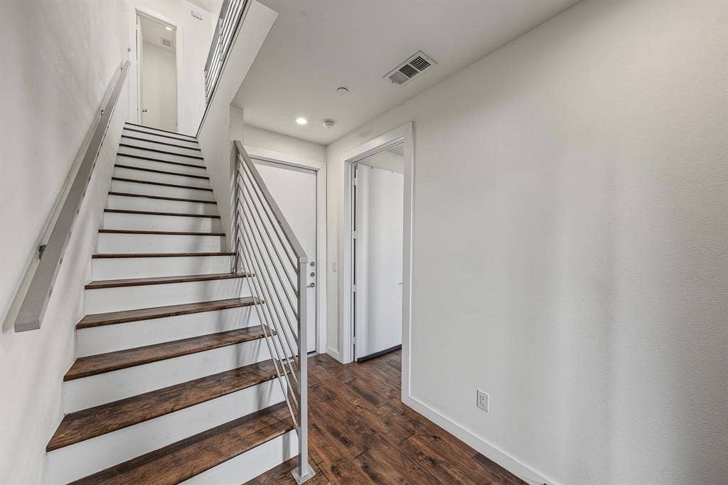 4545 Bowser Avenue, #203, Dallas, TX 75219 4545 Bowser Avenue, #203, Dallas, TX 75219