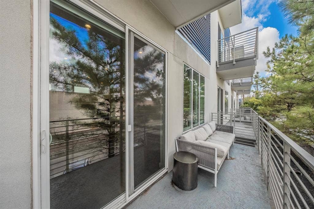 4545 Bowser Avenue, #203, Dallas, TX 75219 4545 Bowser Avenue, #203, Dallas, TX 75219