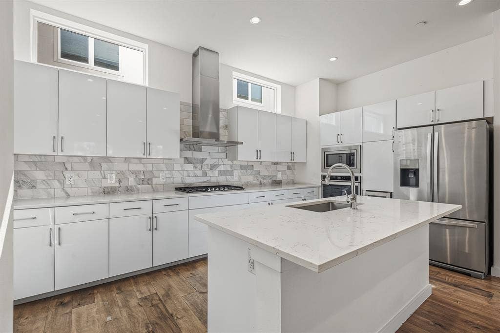 4545 Bowser Avenue, #203, Dallas, TX 75219 4545 Bowser Avenue, #203, Dallas, TX 75219