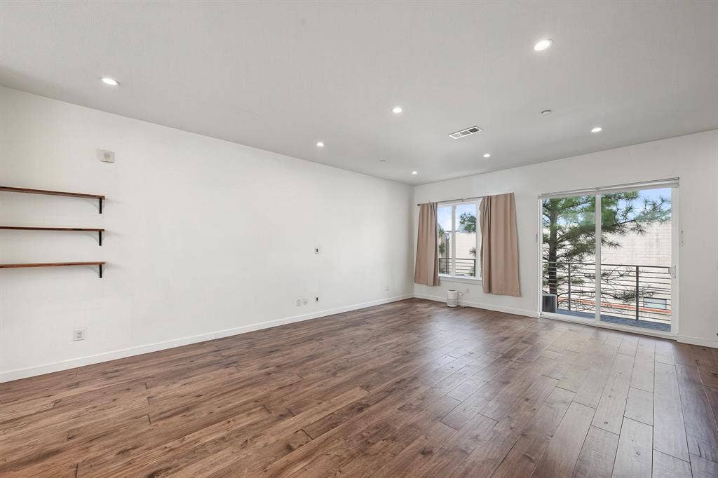4545 Bowser Avenue, #203, Dallas, TX 75219 4545 Bowser Avenue, #203, Dallas, TX 75219