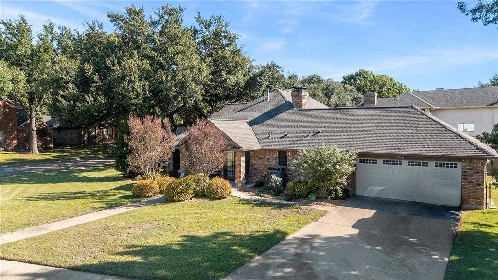 824 Parkhaven Drive, Mesquite, TX 75149