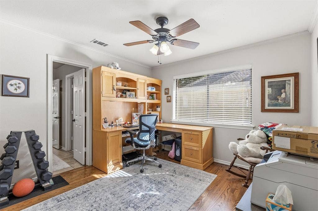824 Parkhaven Drive, Mesquite, TX 75149