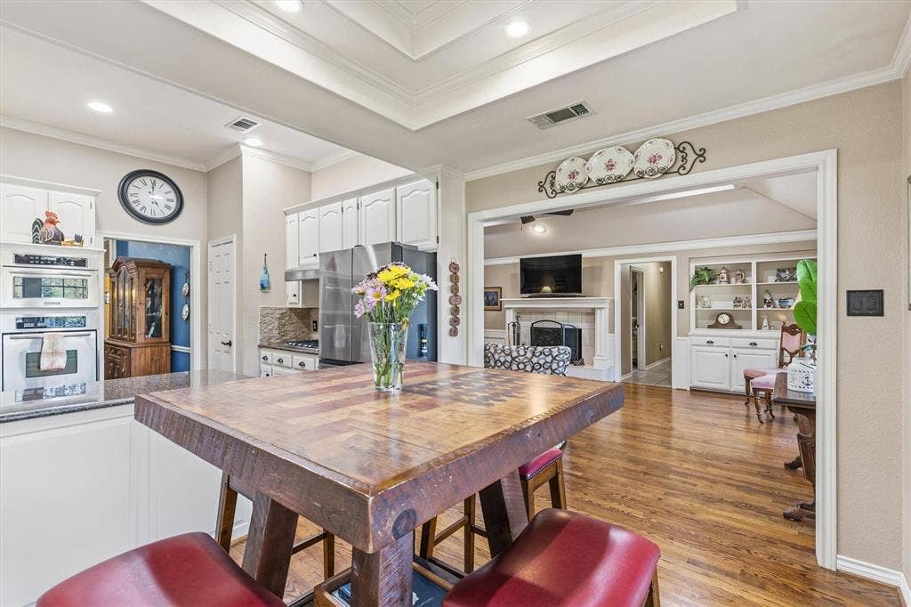 824 Parkhaven Drive, Mesquite, TX 75149