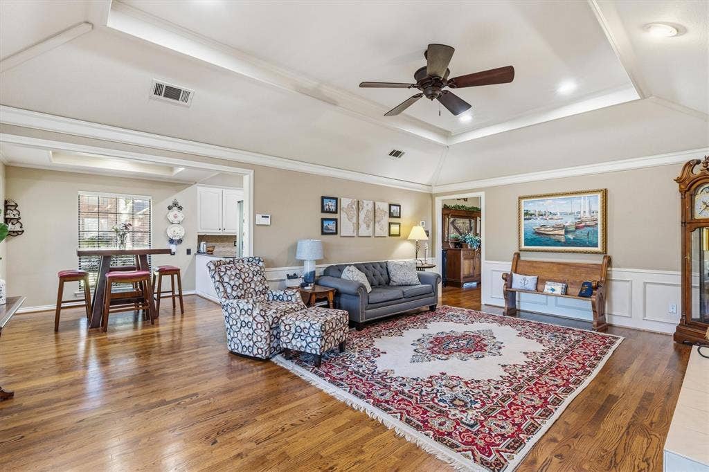 824 Parkhaven Drive, Mesquite, TX 75149