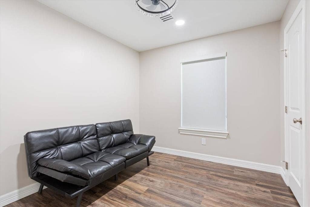 1201 Forrest Street, Waco, TX 76704 1201 Forrest Street, Waco, TX 76704
