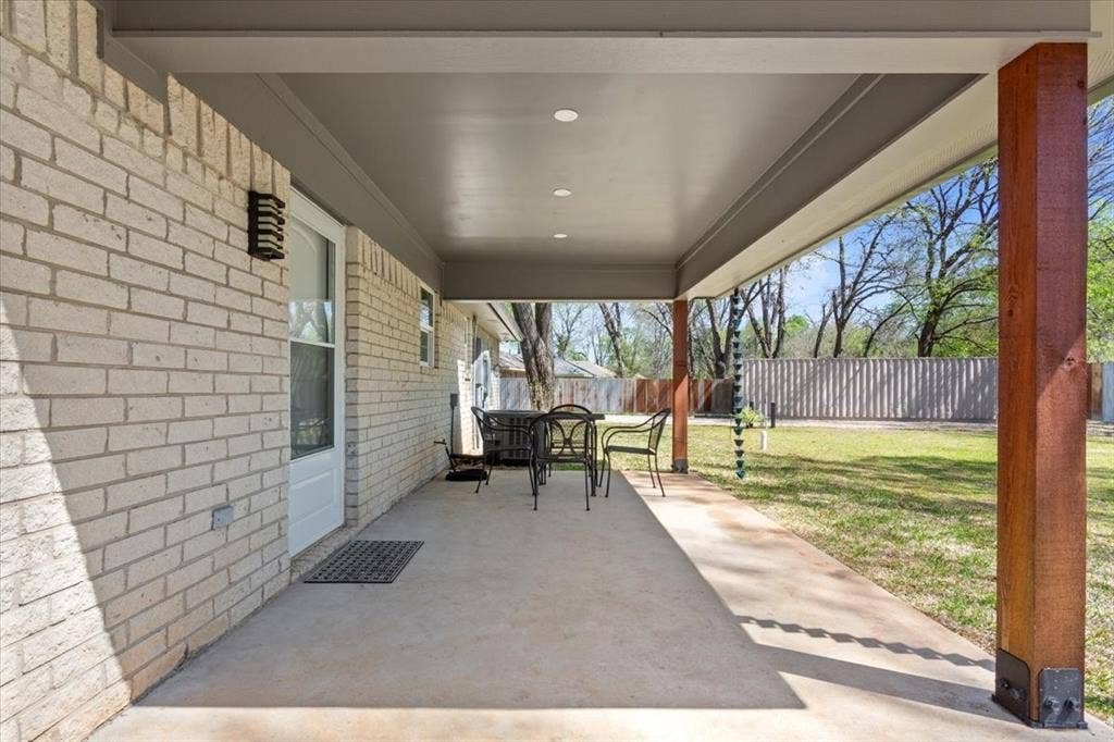 1201 Forrest Street, Waco, TX 76704 1201 Forrest Street, Waco, TX 76704