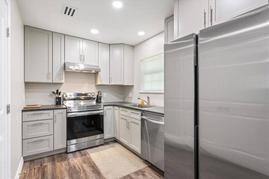 1201 Forrest Street, Waco, TX 76704 1201 Forrest Street, Waco, TX 76704