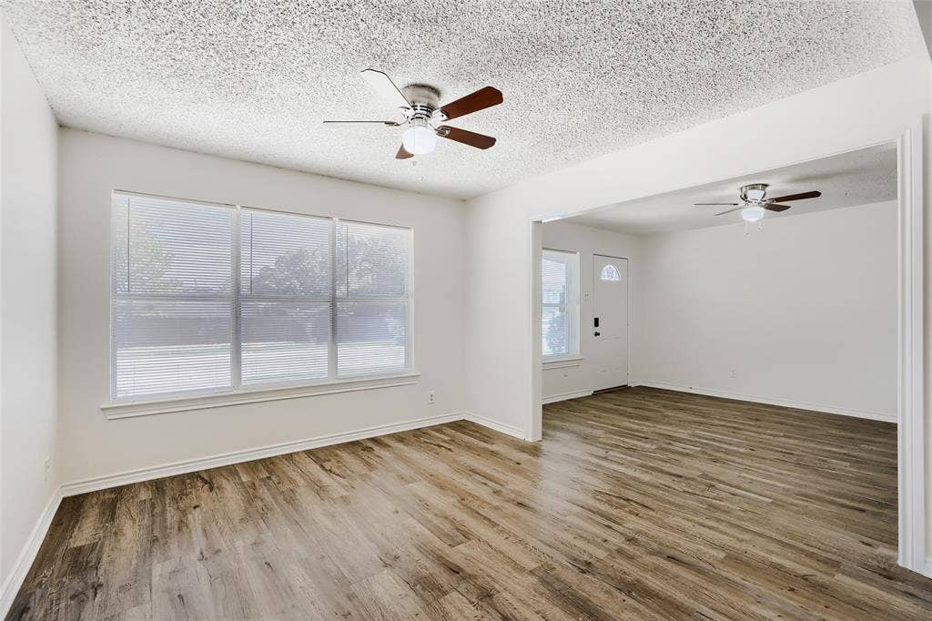 2609 Harvard Street N, Irving, TX 75062 2609 Harvard Street N, Irving, TX 75062